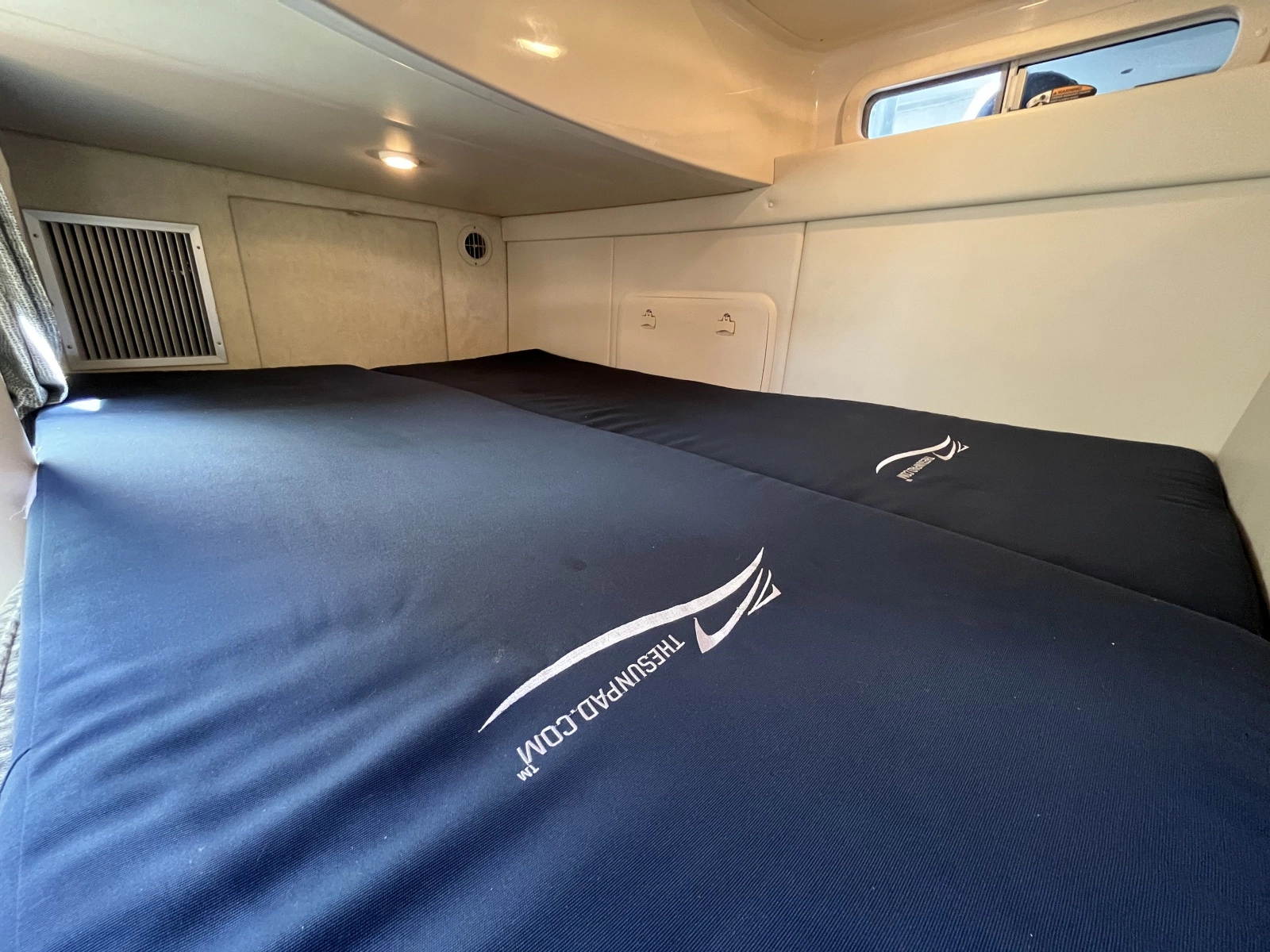 2005 Maxum 3100 SE
