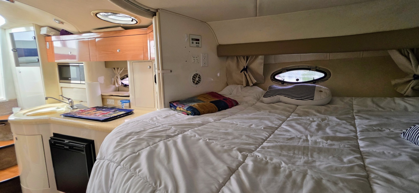 1999 Monterey 332 CR 33