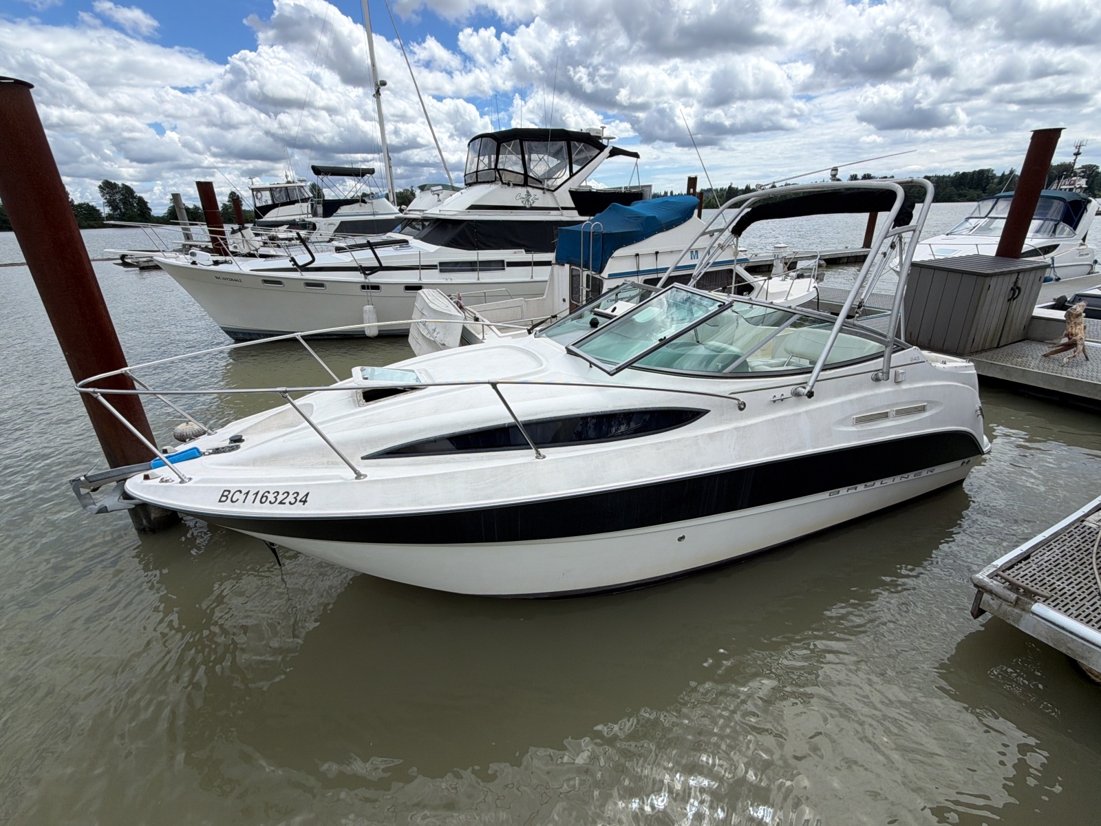 2007 Bayliner 245