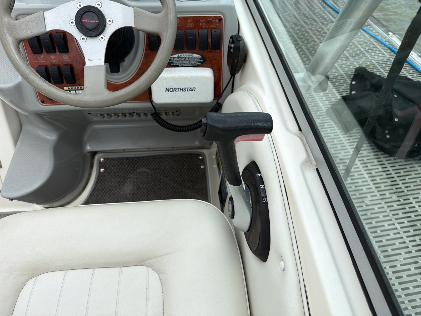 2007 Bayliner 245