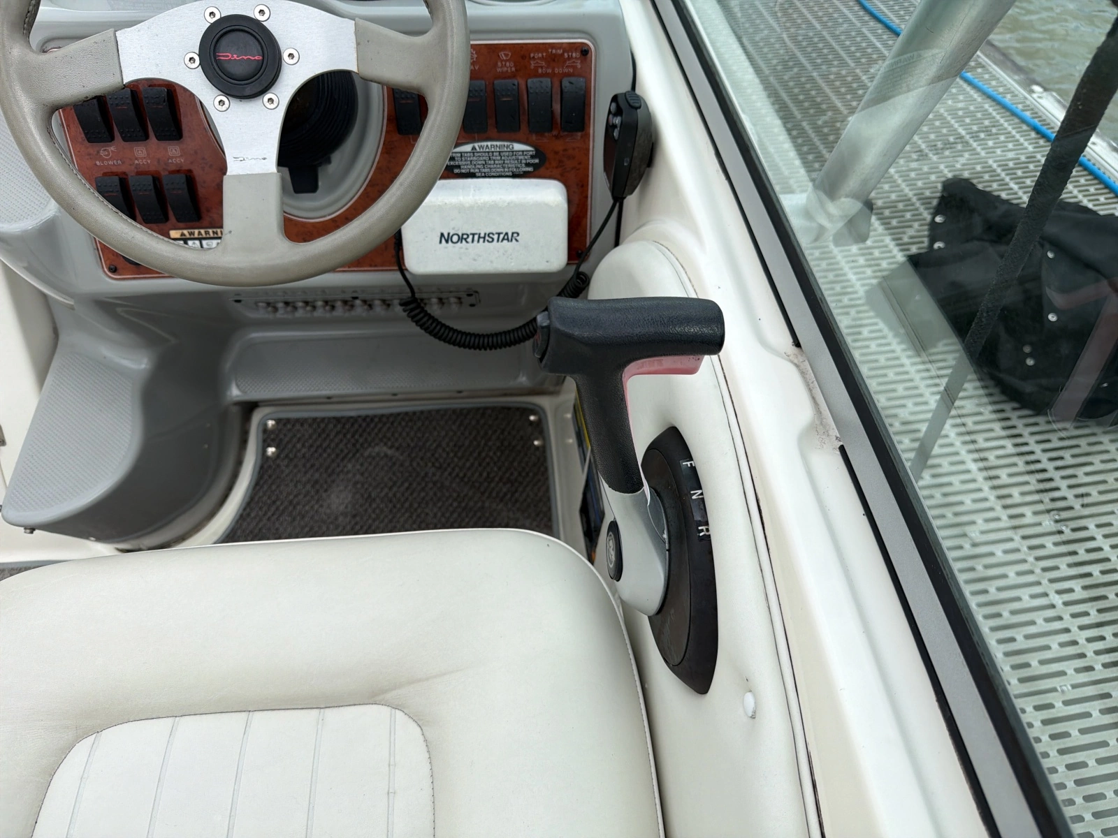 2007 Bayliner 245