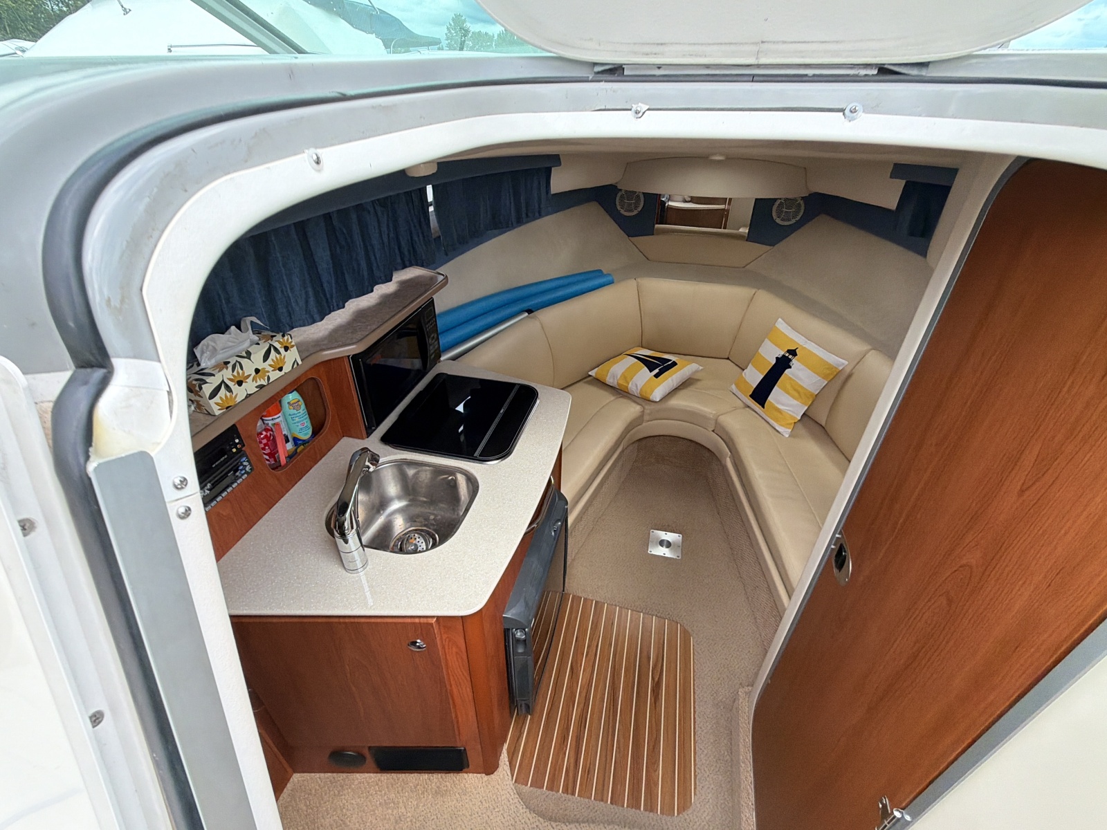 2007 Bayliner 245