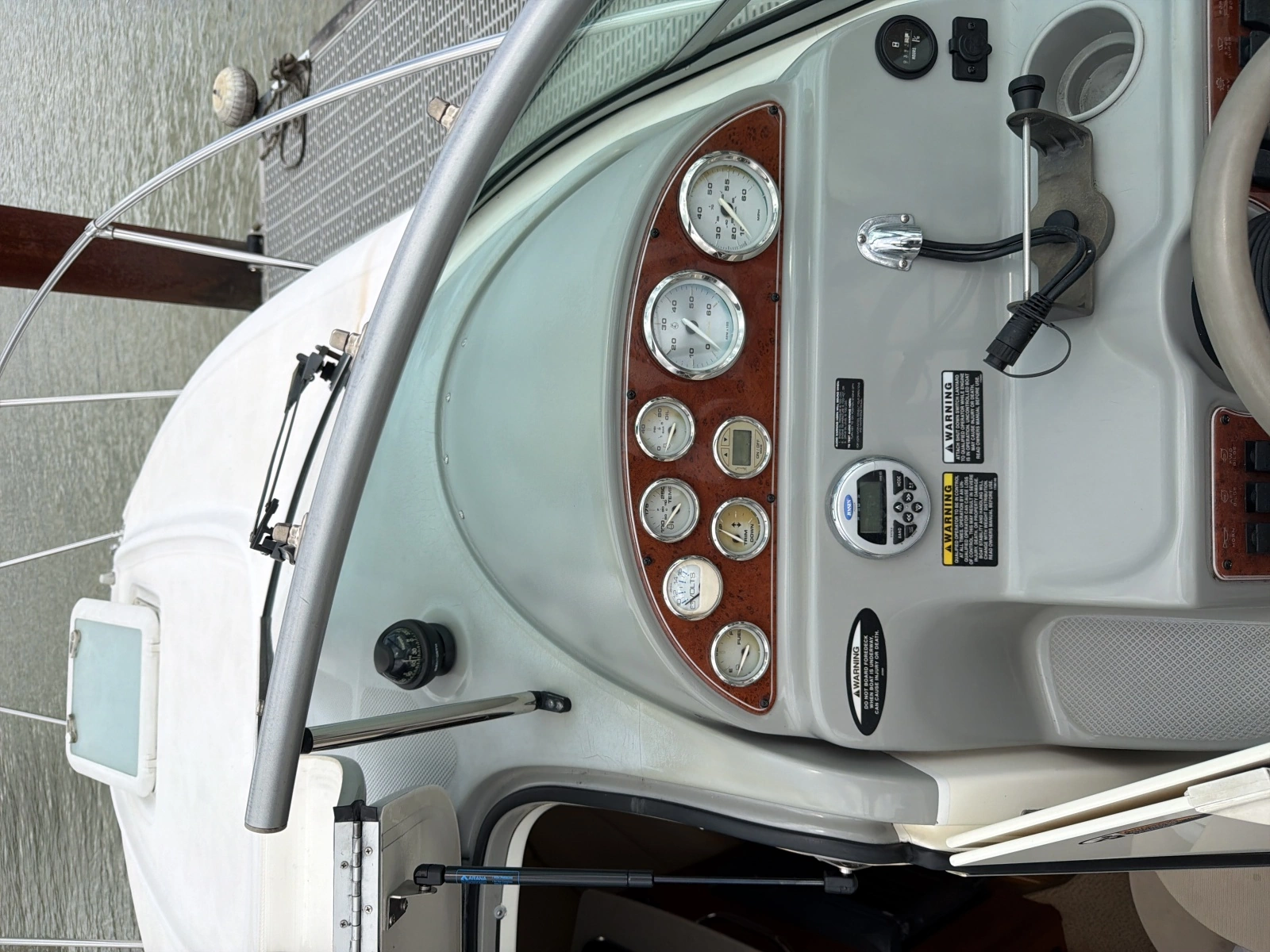 2007 Bayliner 245