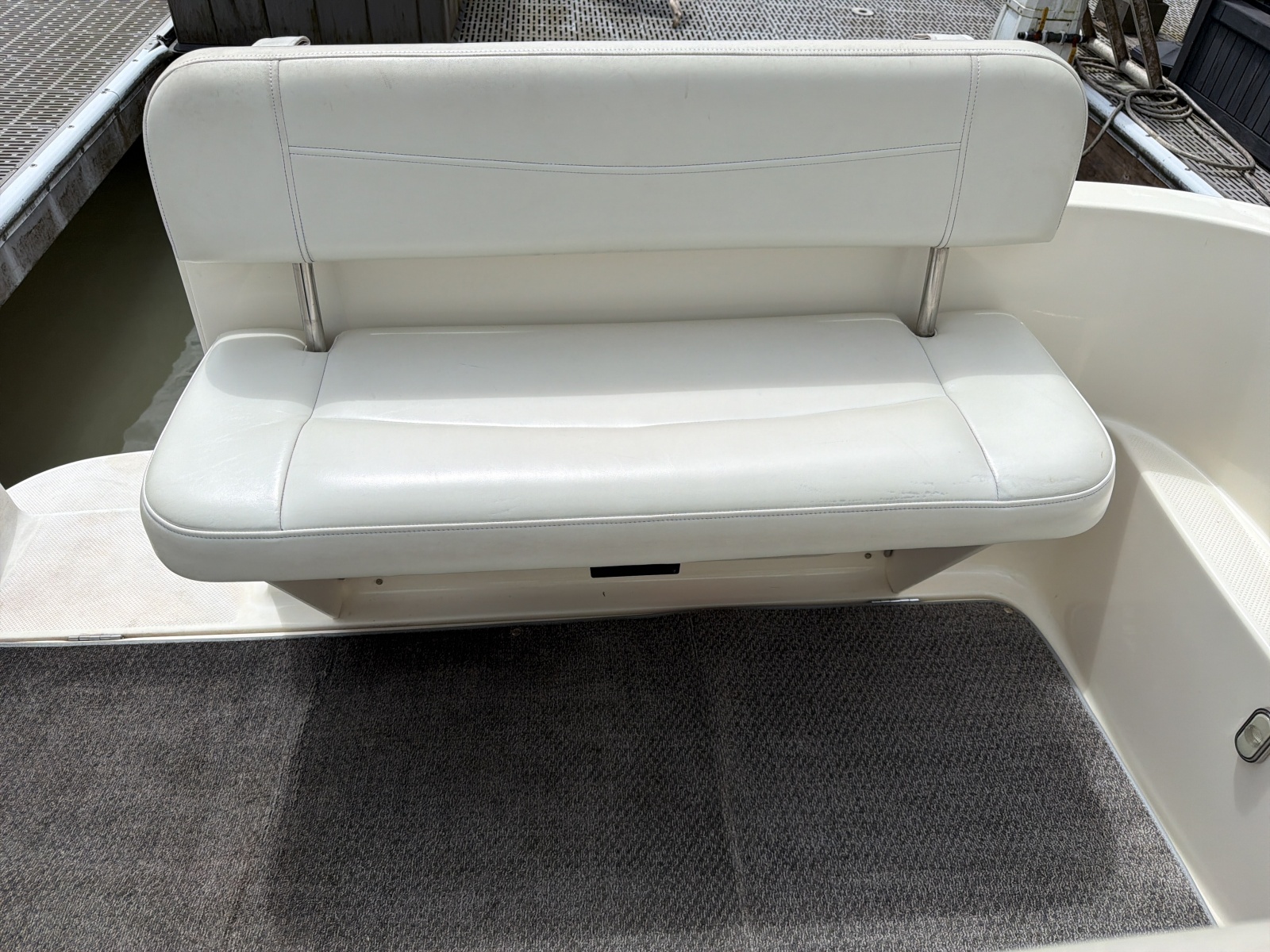 2007 Bayliner 245