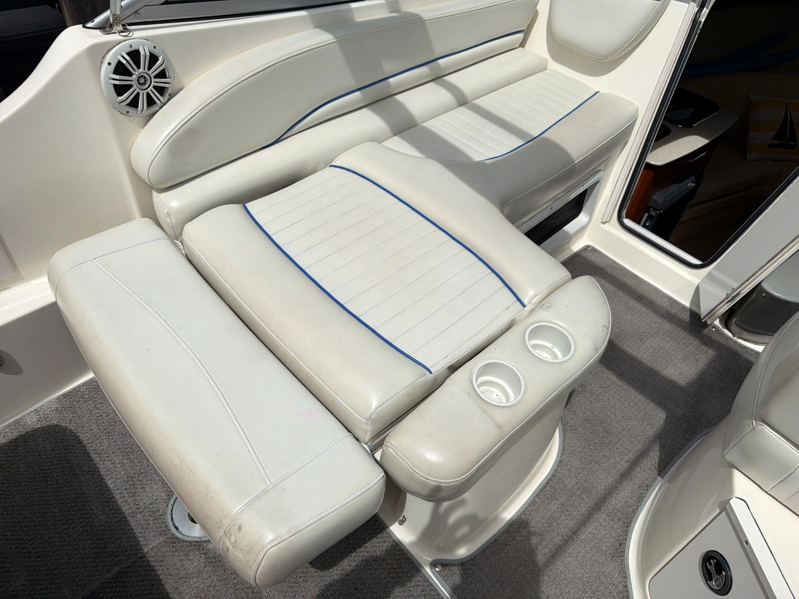 2007 Bayliner 245