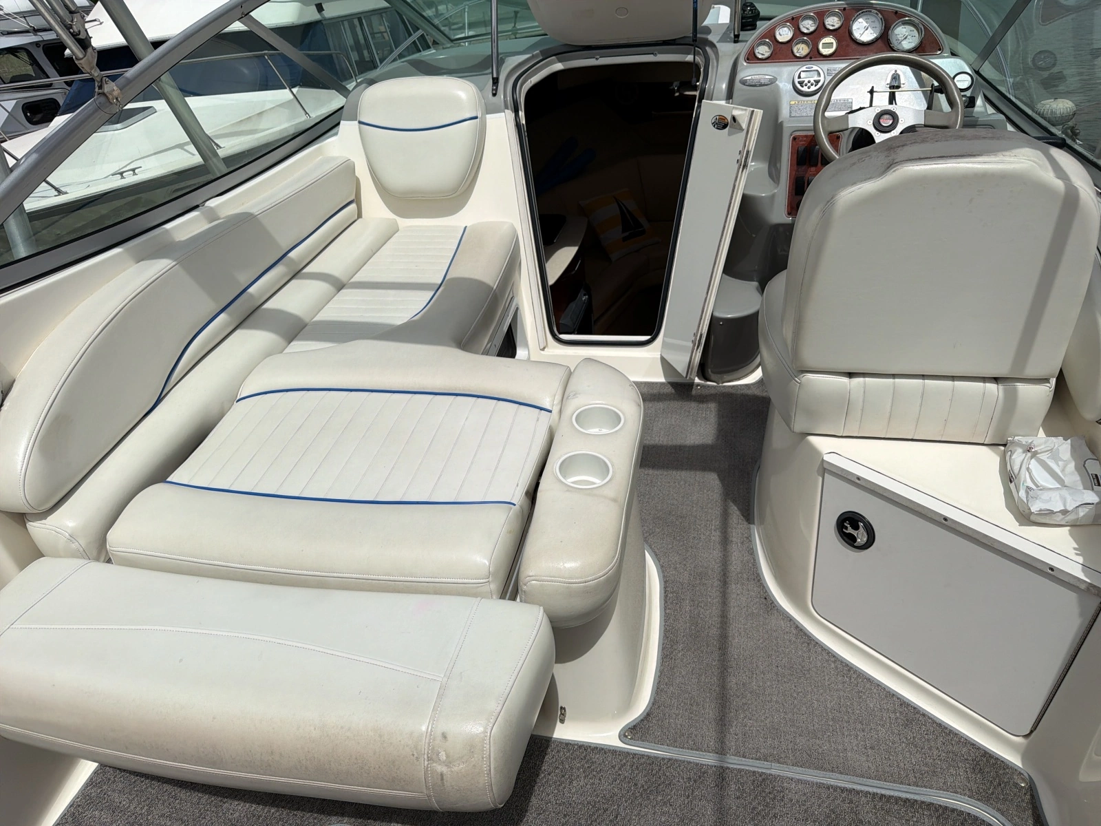 2007 Bayliner 245