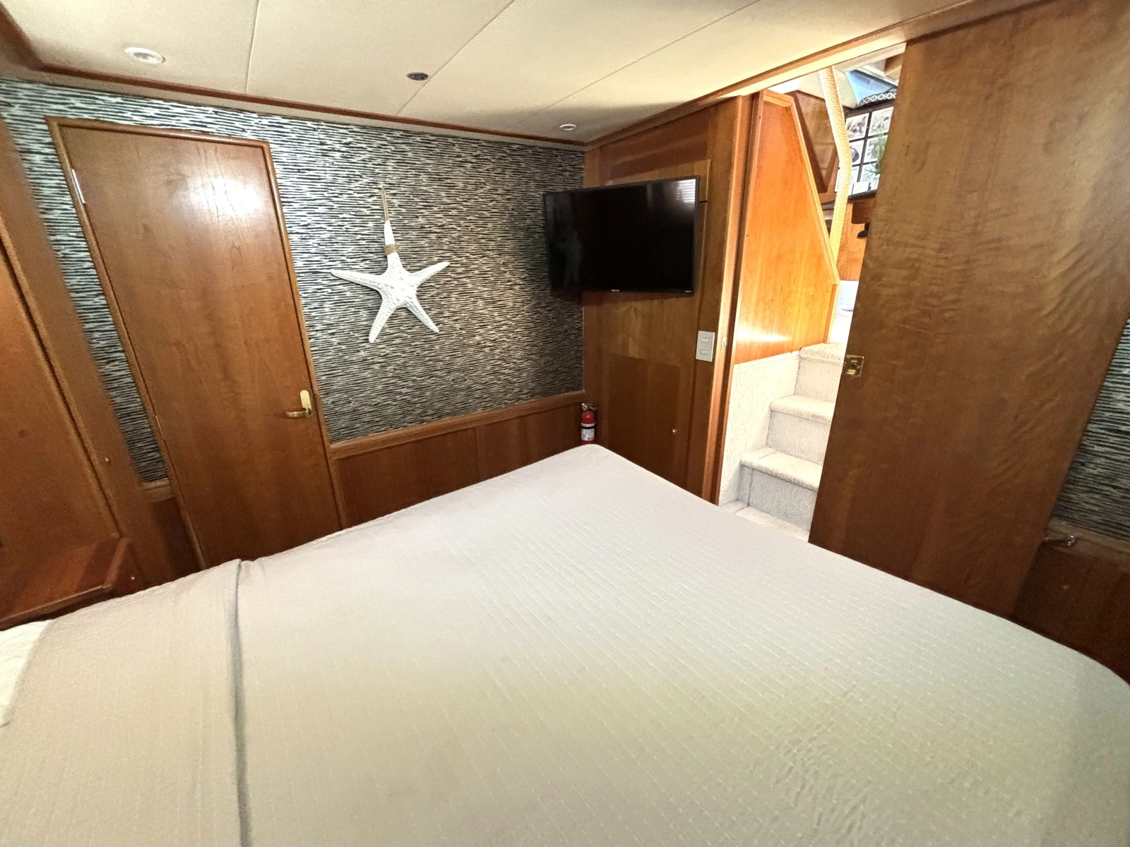 1999 Silverton 453 Motor Yacht