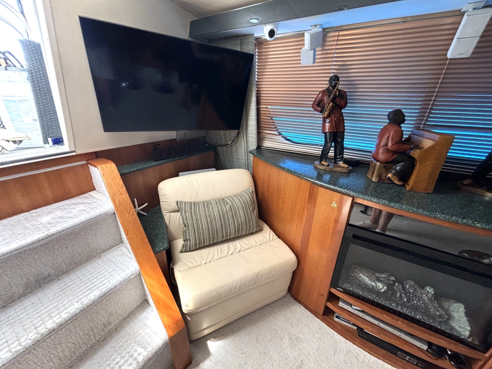 1999 Silverton 453 Motor Yacht
