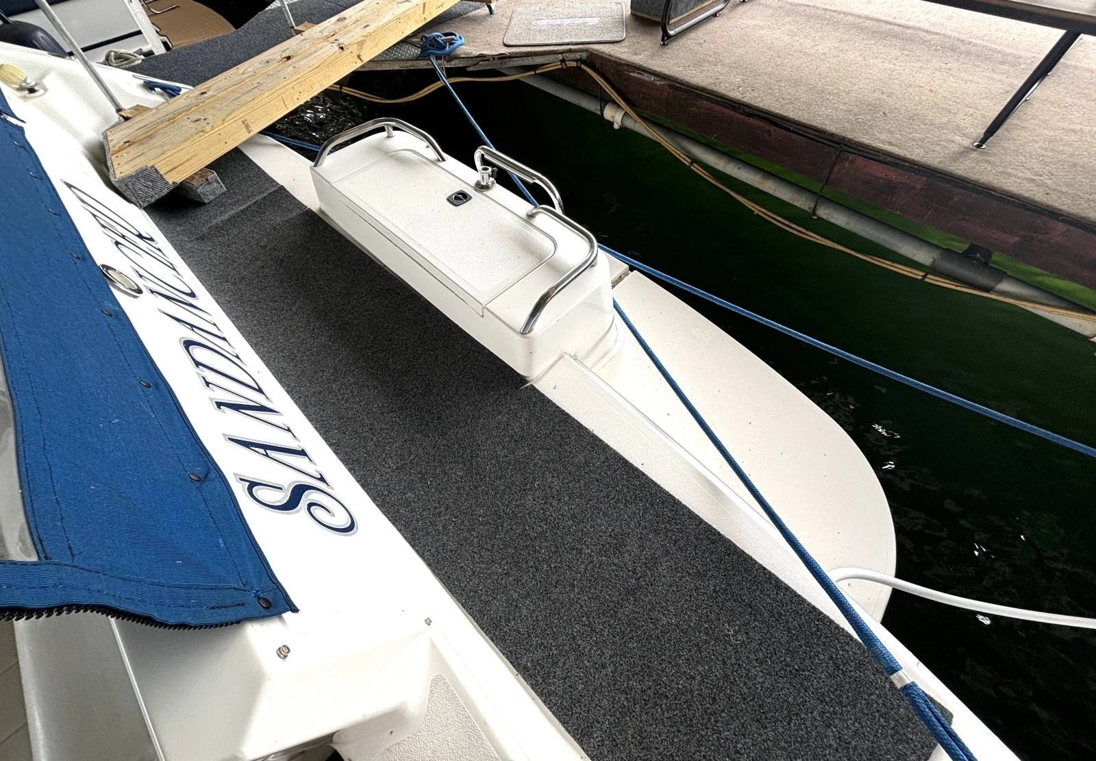 1991 Sea Ray 400 Express Cruiser 40