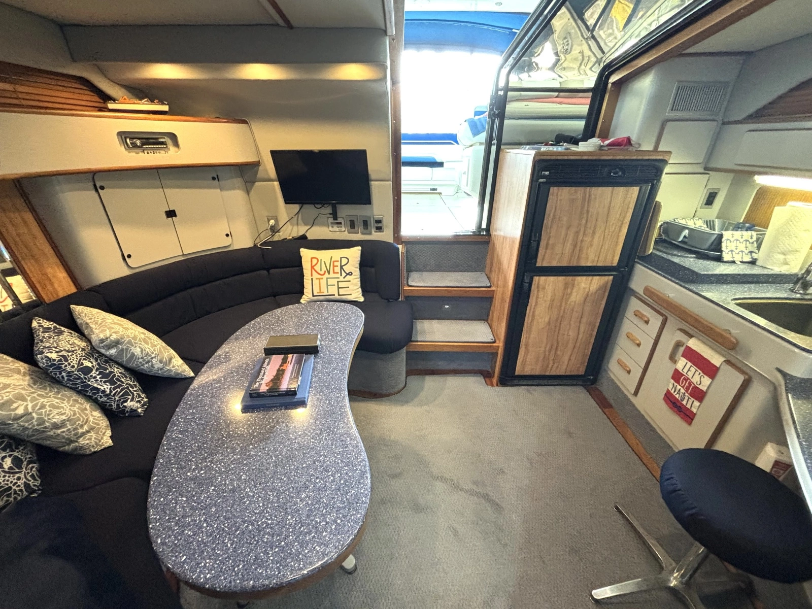 1991 Sea Ray 400 Express Cruiser 40