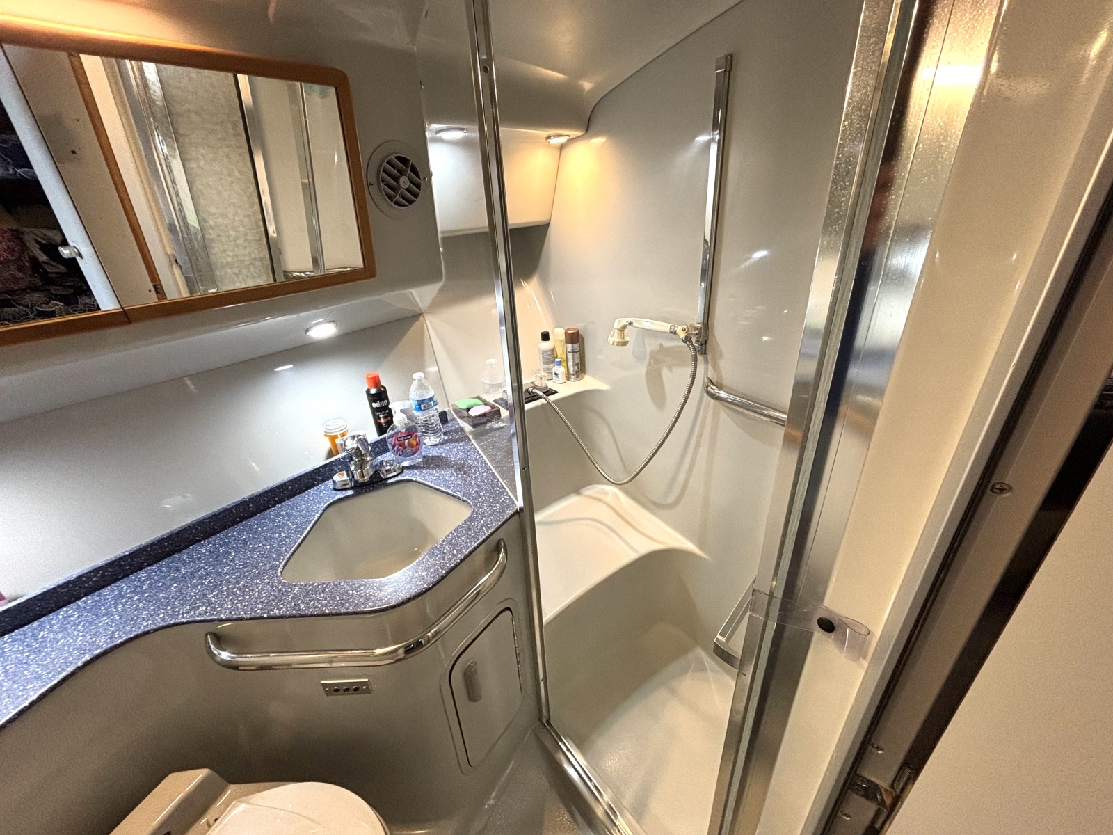 1991 Sea Ray 400 Express Cruiser 40