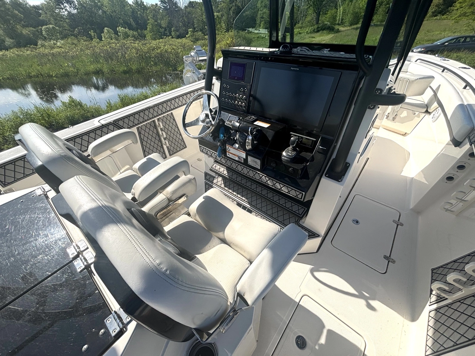 2019 Wellcraft 302 Fisherman 30