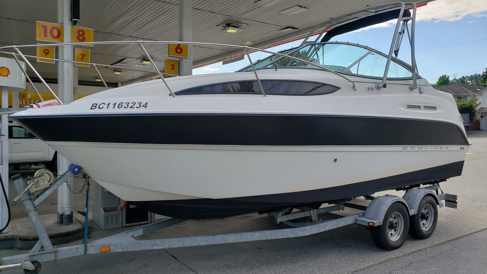 2007 Bayliner 245