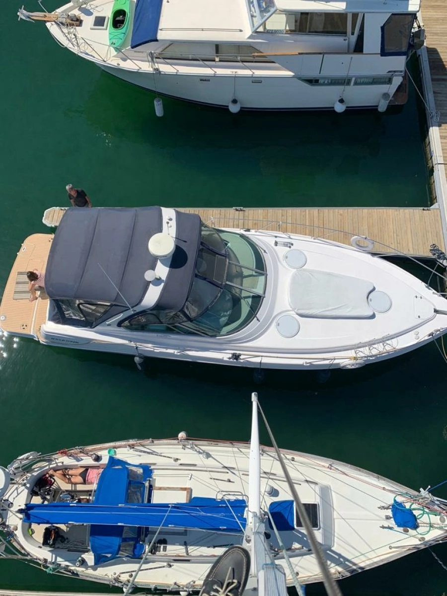 2005 Four Winns 378 Vista