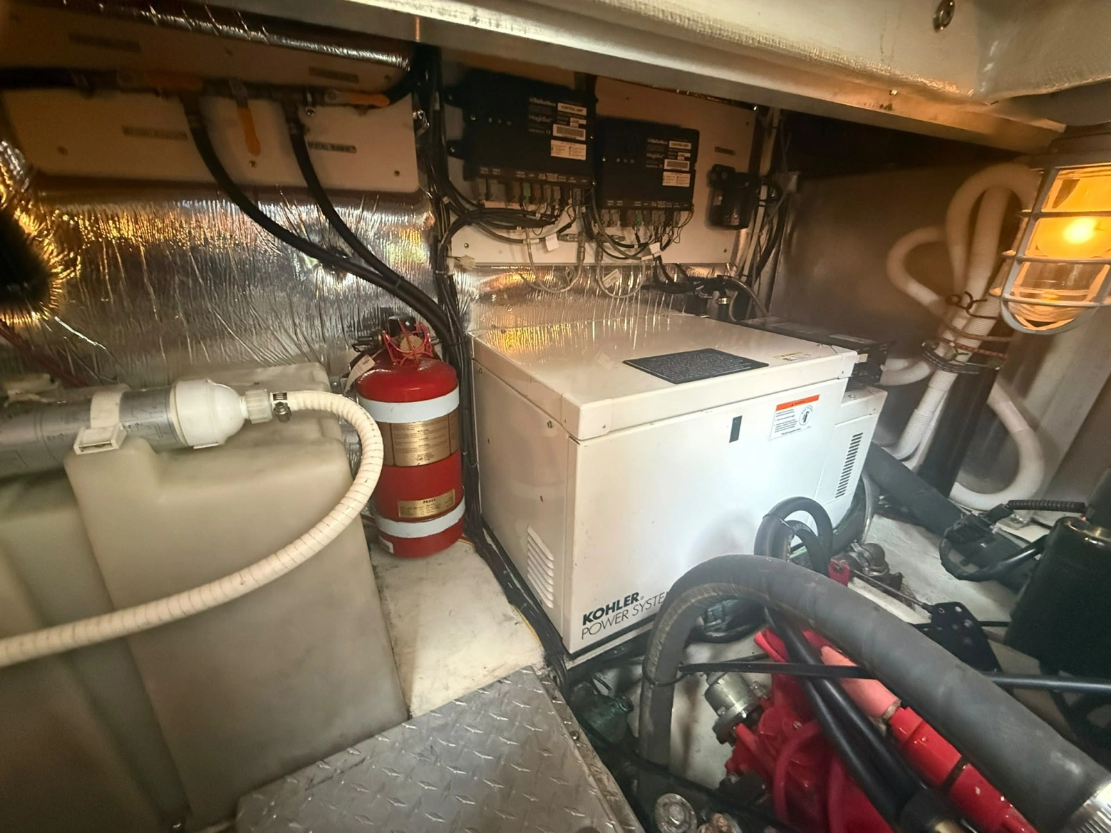 2005 Four Winns 378 Vista