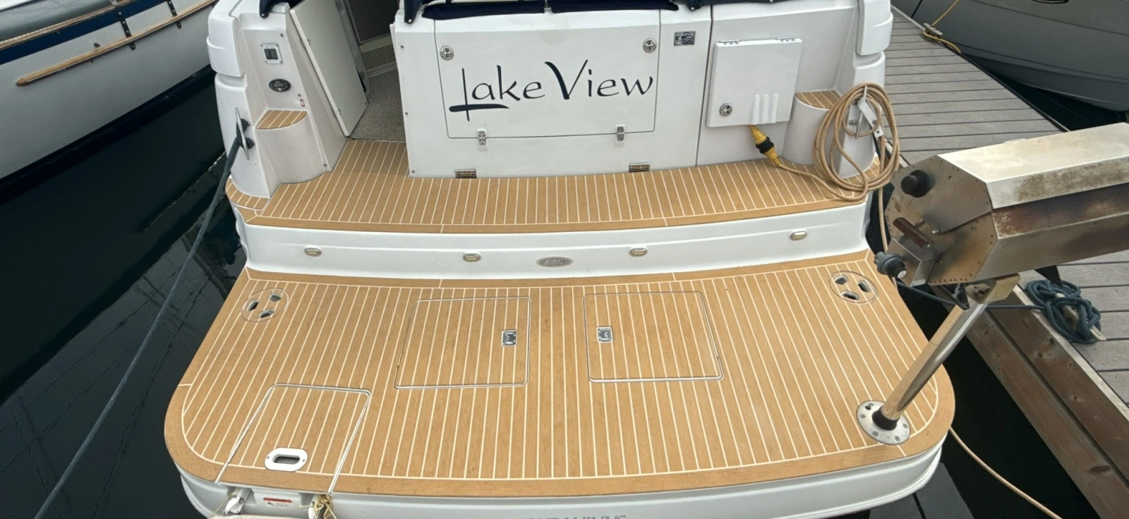 2005 Four Winns 378 Vista