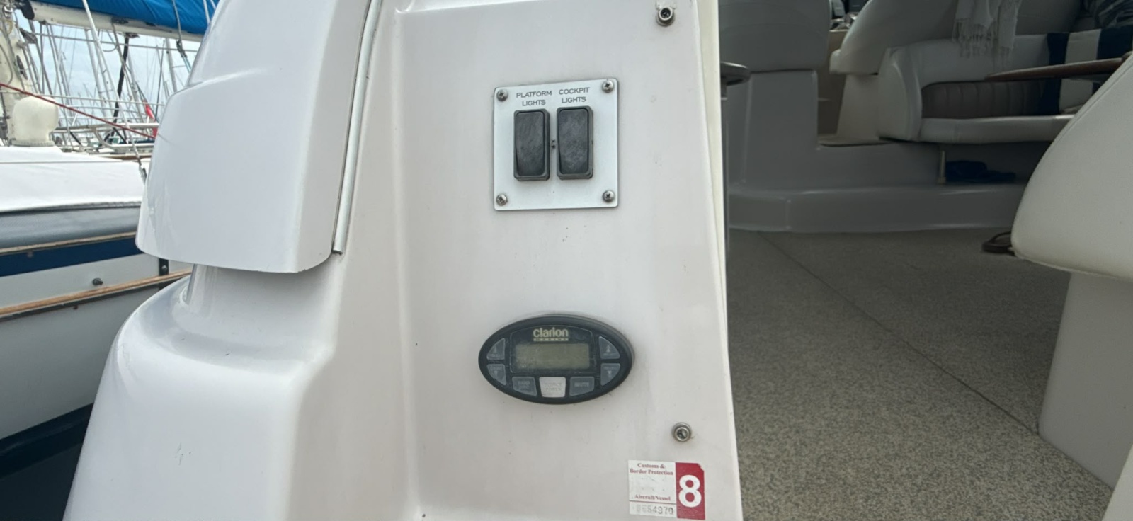 2005 Four Winns 378 Vista