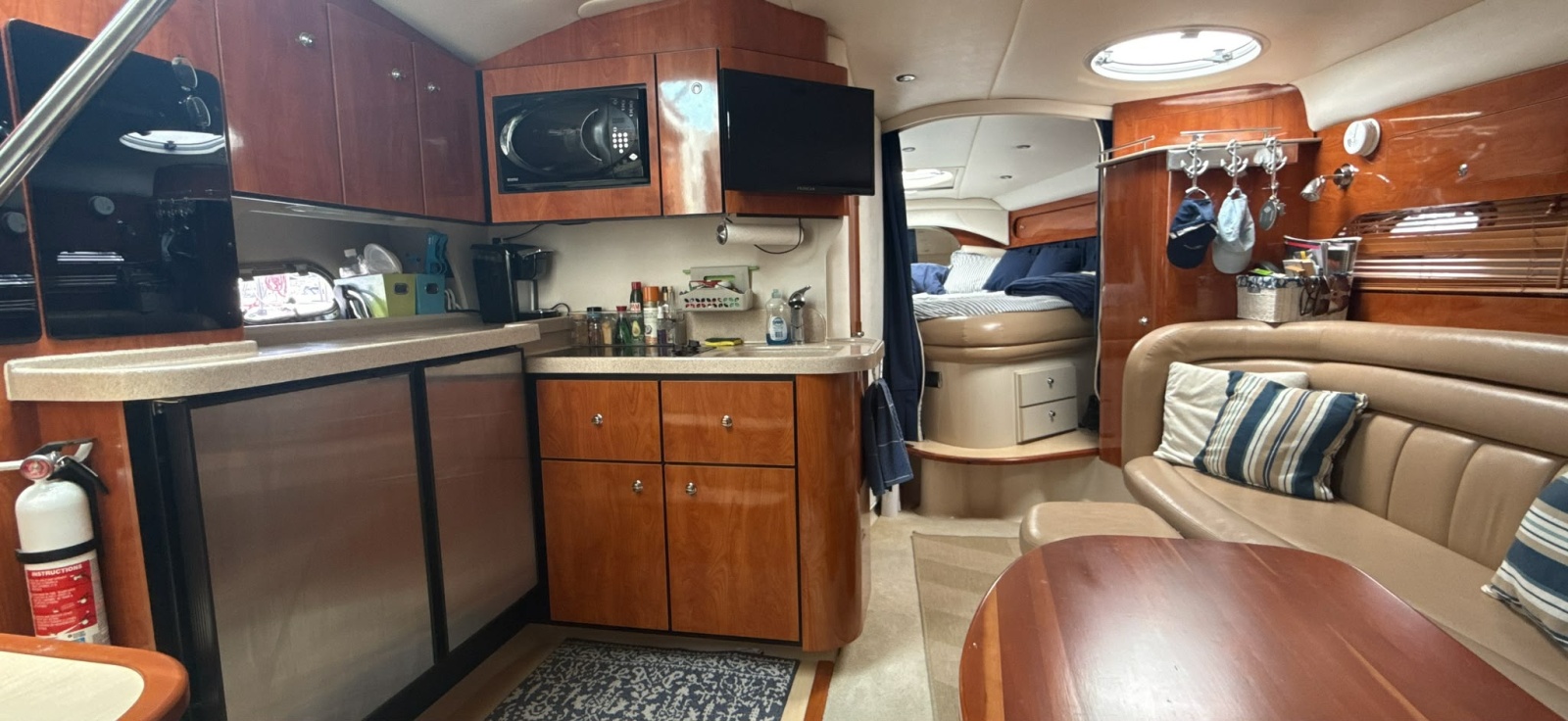 2005 Four Winns 378 Vista