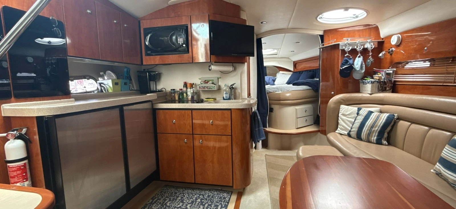 2005 Four Winns 378 Vista