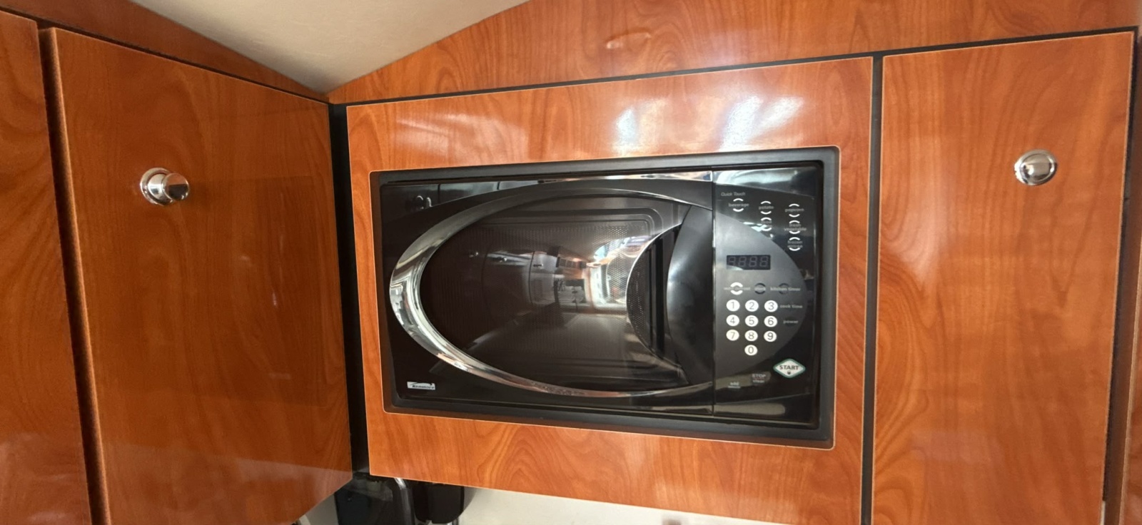 2005 Four Winns 378 Vista