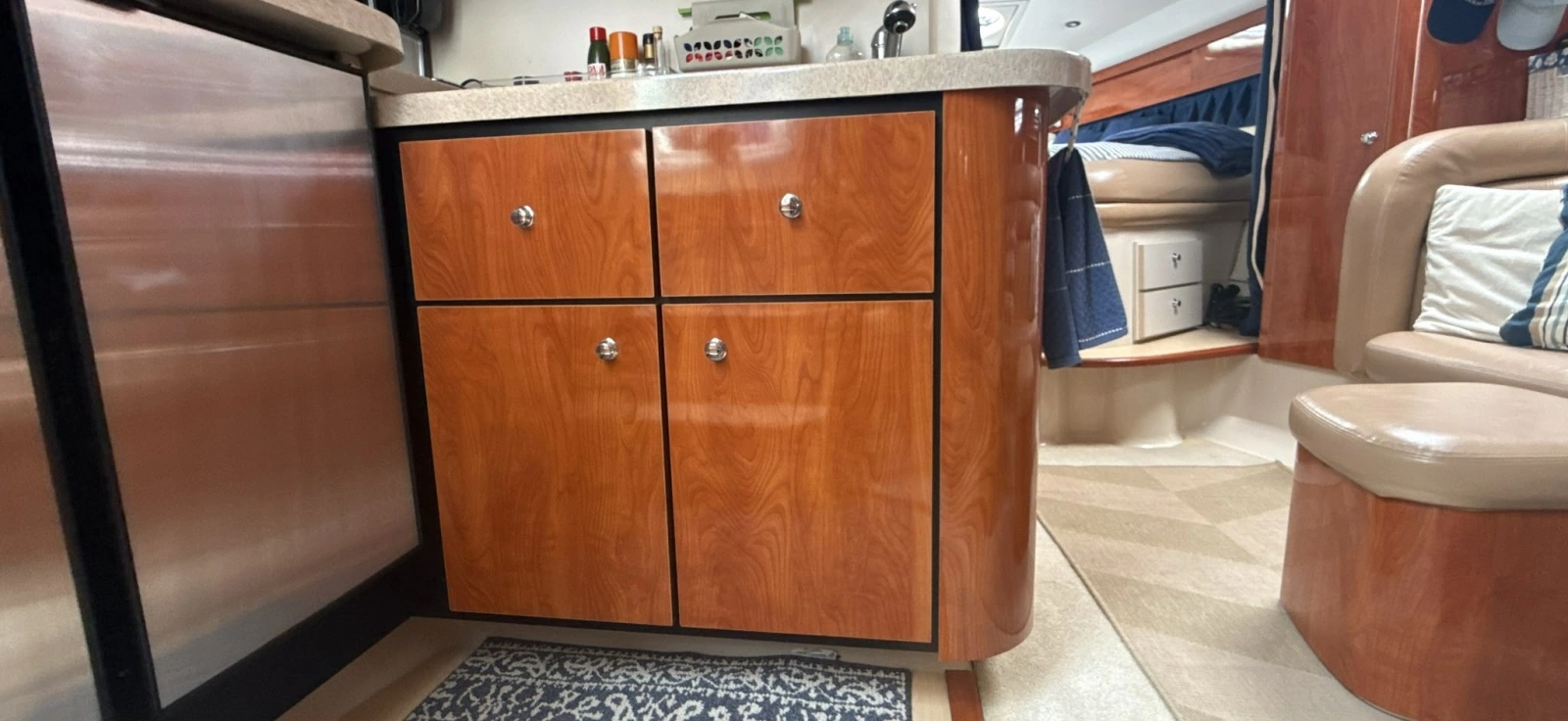 2005 Four Winns 378 Vista