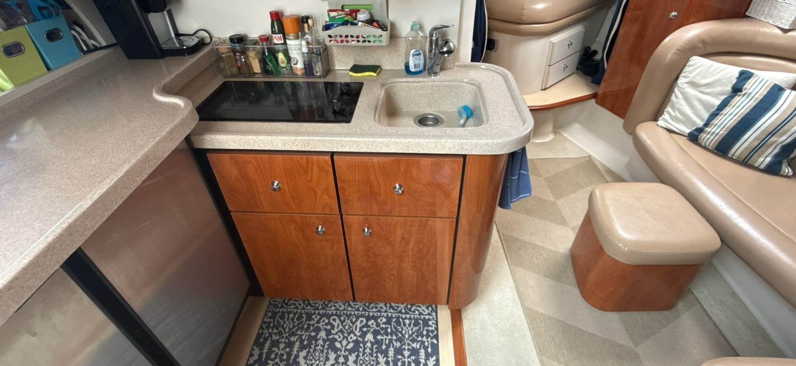 2005 Four Winns 378 Vista