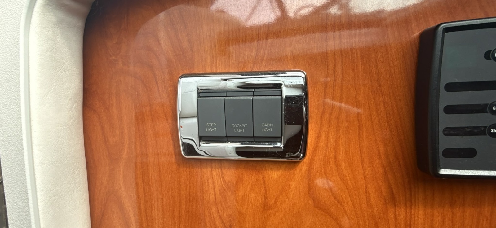 2005 Four Winns 378 Vista