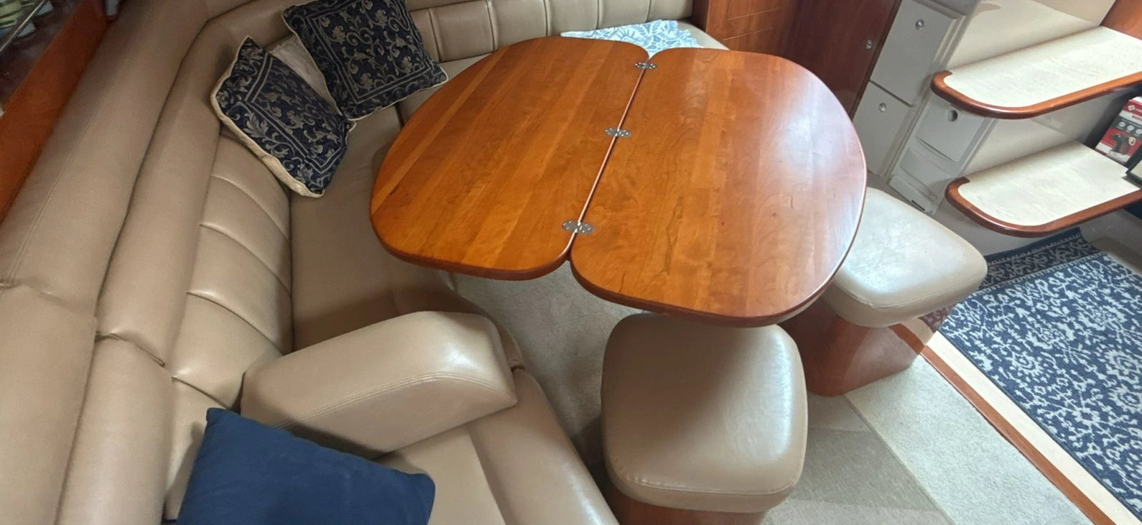 2005 Four Winns 378 Vista
