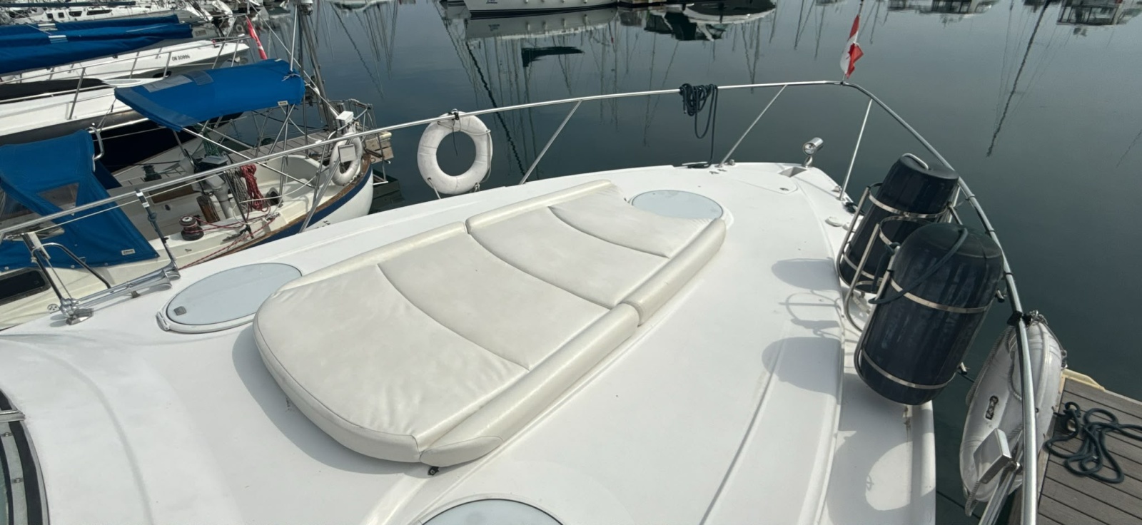 2005 Four Winns 378 Vista