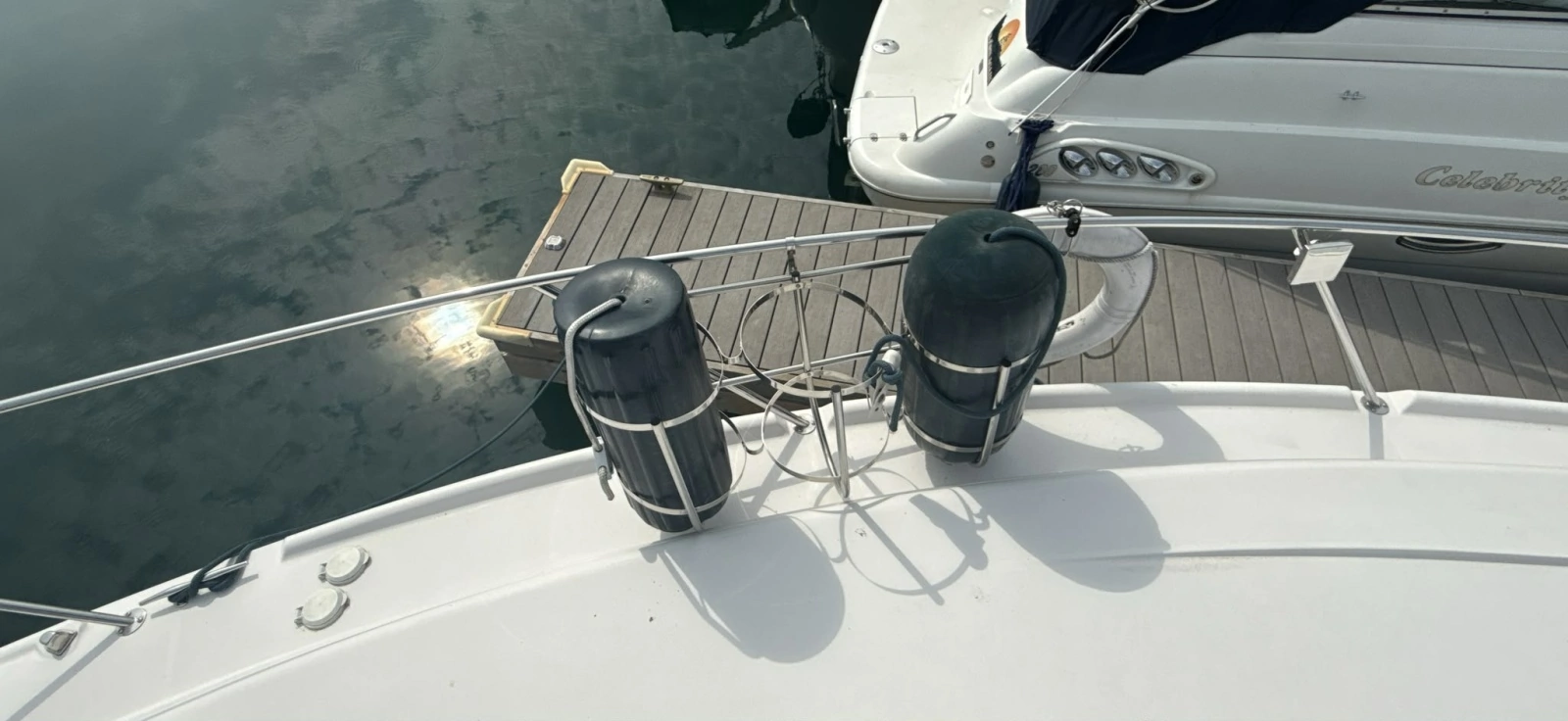 2005 Four Winns 378 Vista