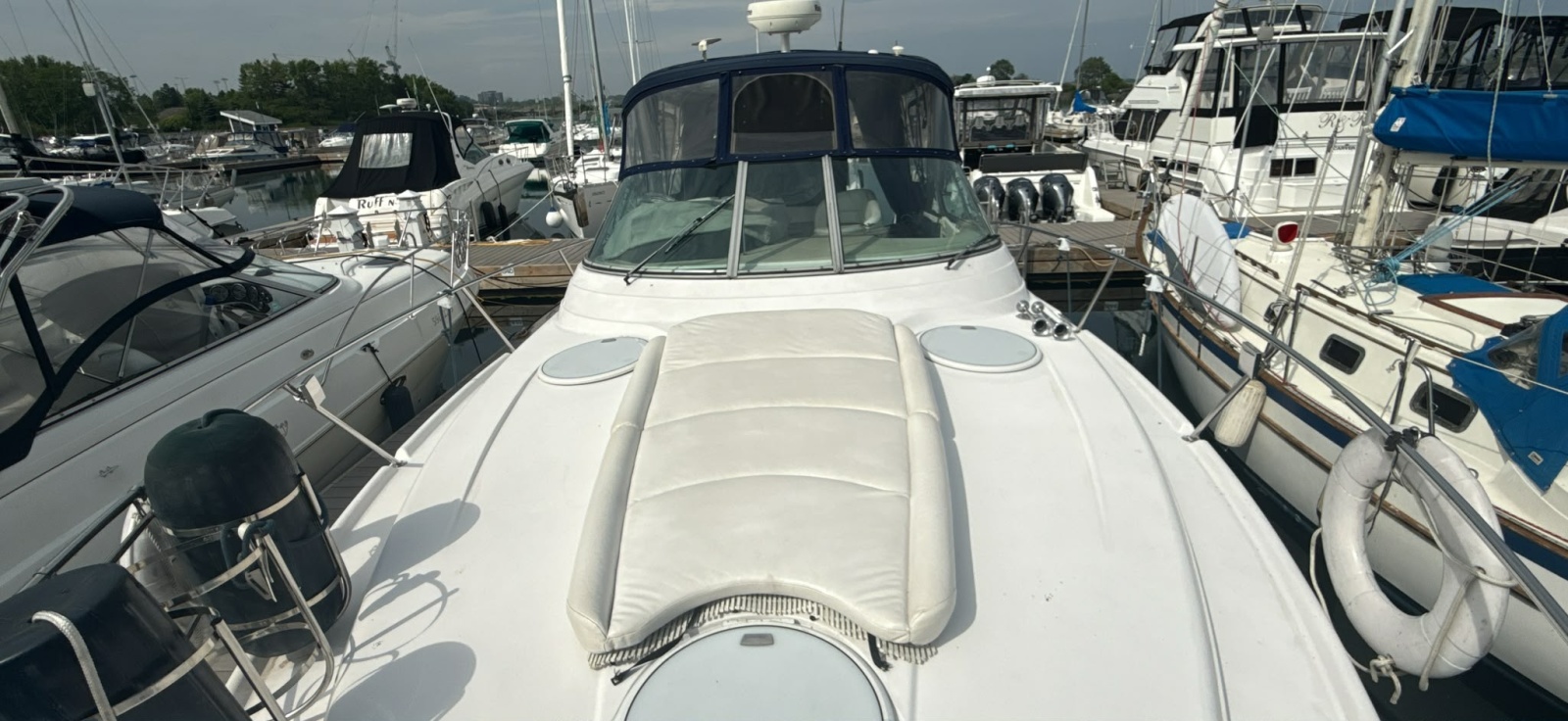 2005 Four Winns 378 Vista