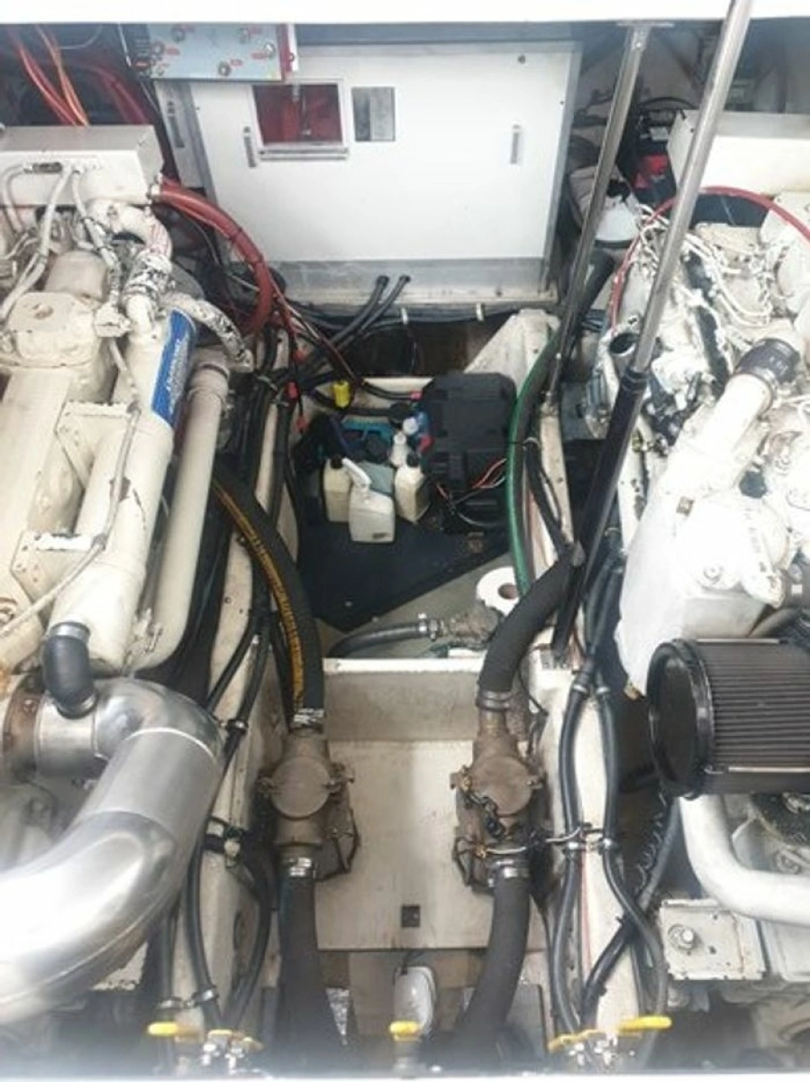1998 Bayliner  4085 Avanti