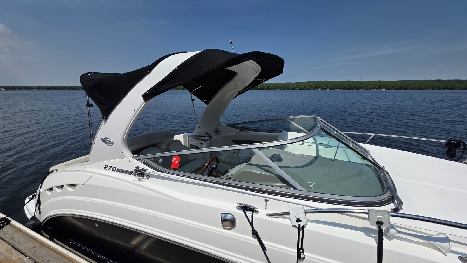 2011 Chaparral 270 Signature