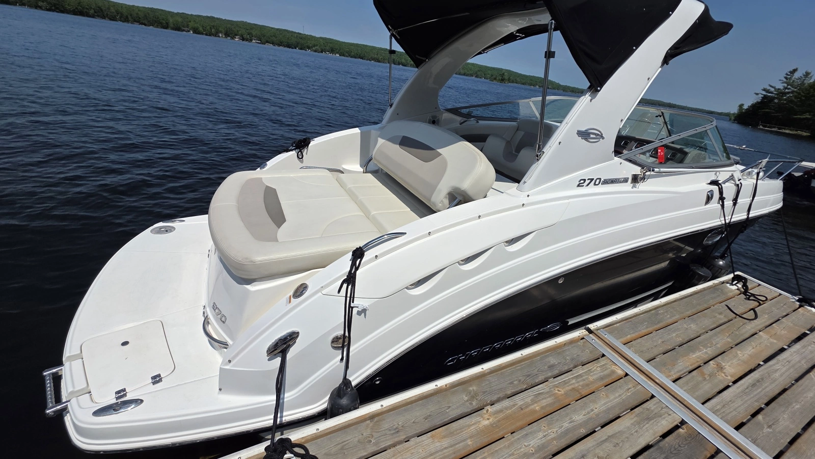 2011 Chaparral 270 Signature