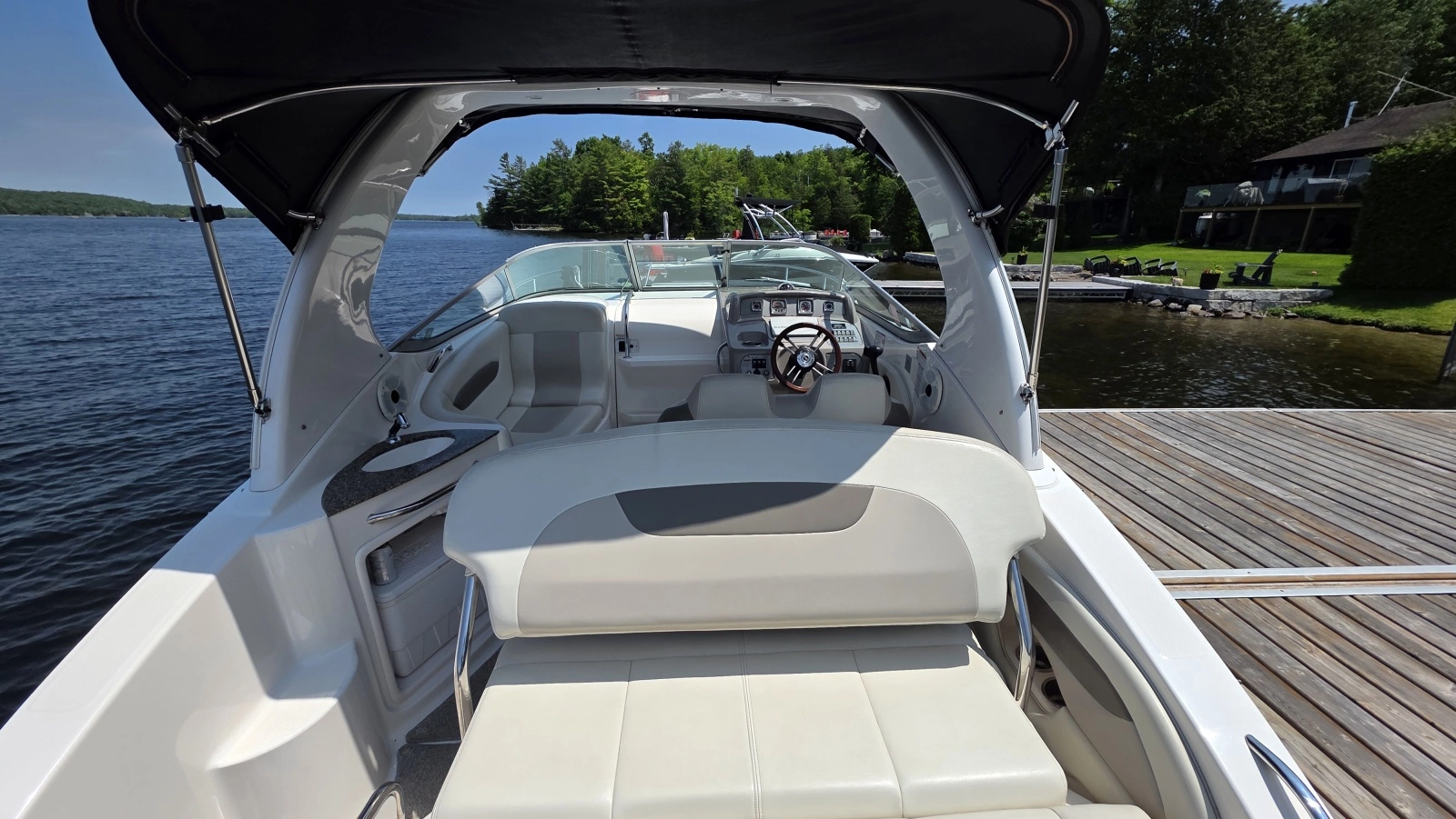 2011 Chaparral 270 Signature