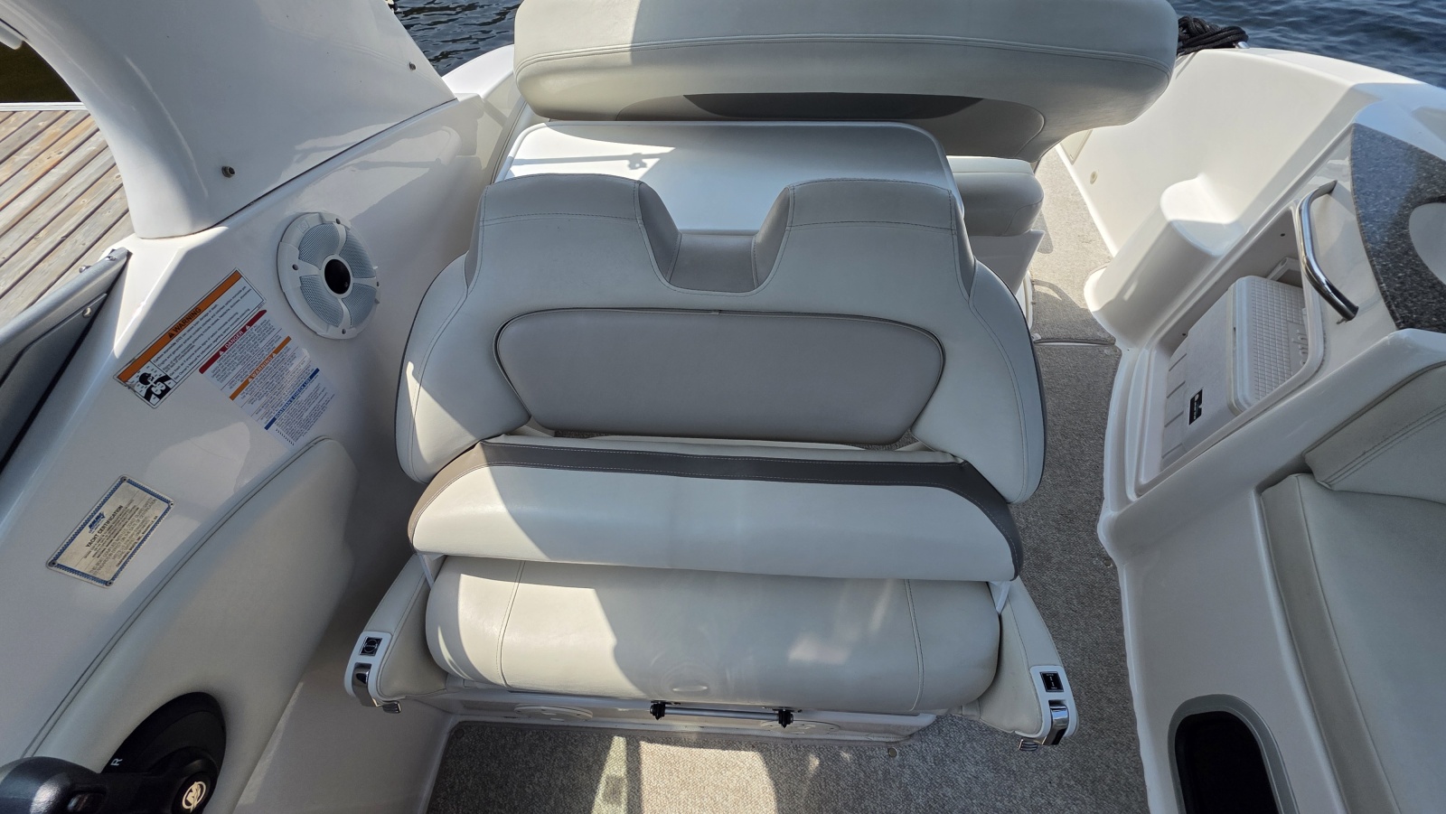 2011 Chaparral 270 Signature