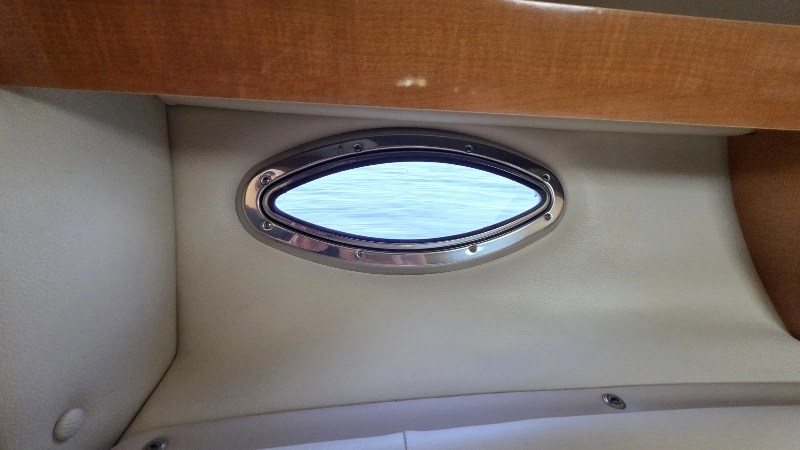 2011 Chaparral 270 Signature