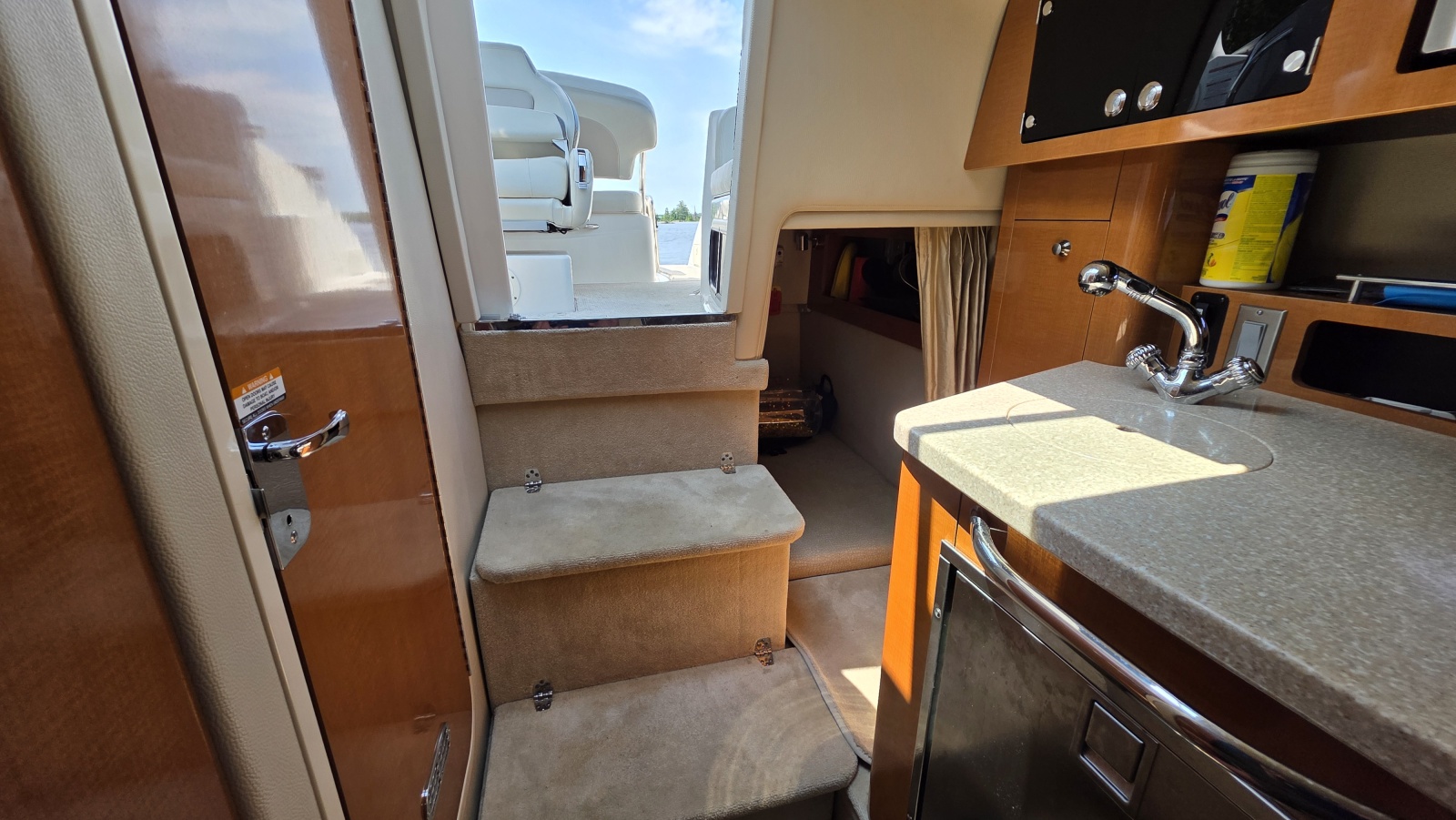 2011 Chaparral 270 Signature