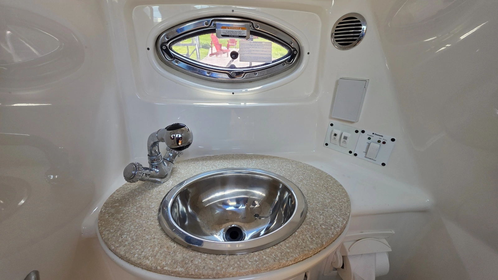 2011 Chaparral 270 Signature