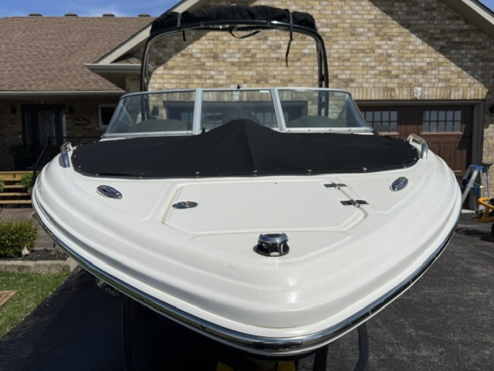 2022 Chaparral 23 SSi