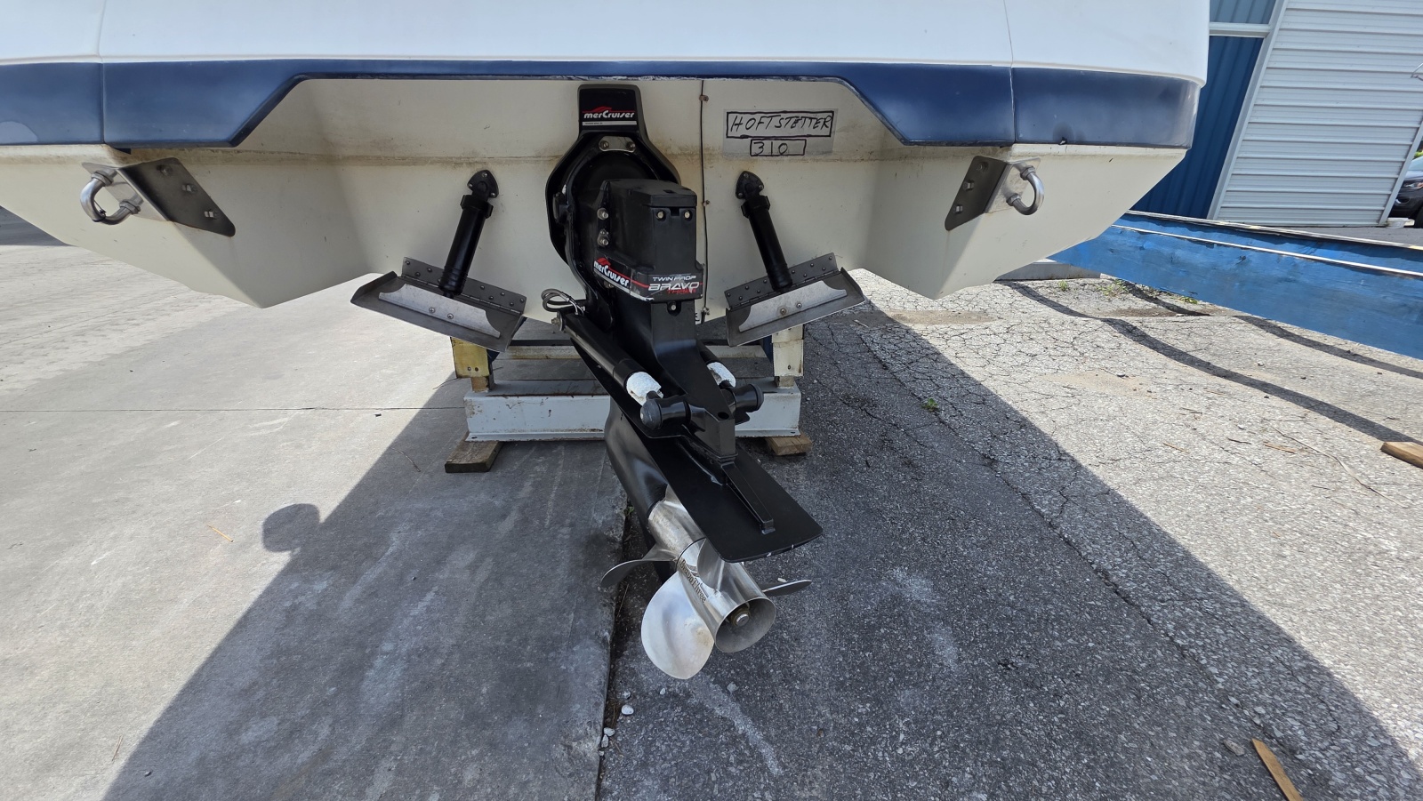 1999 Cobalt 252BR 25