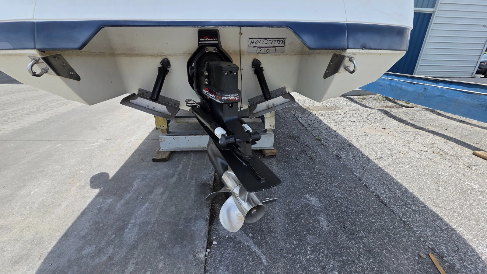 1999 Cobalt 252BR 25