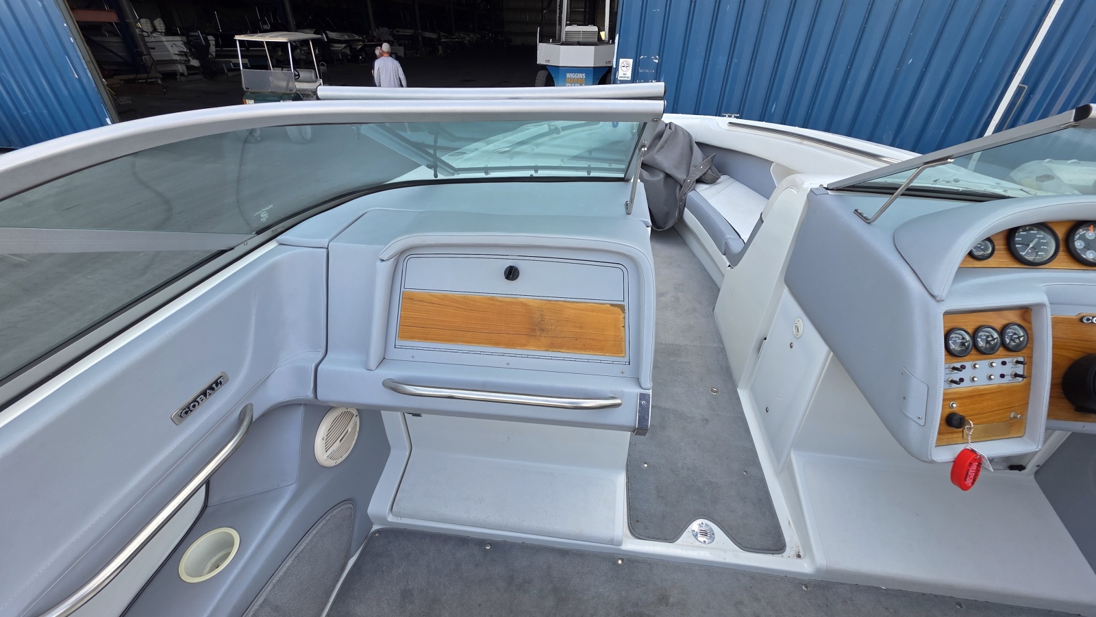 1999 Cobalt 252BR 25