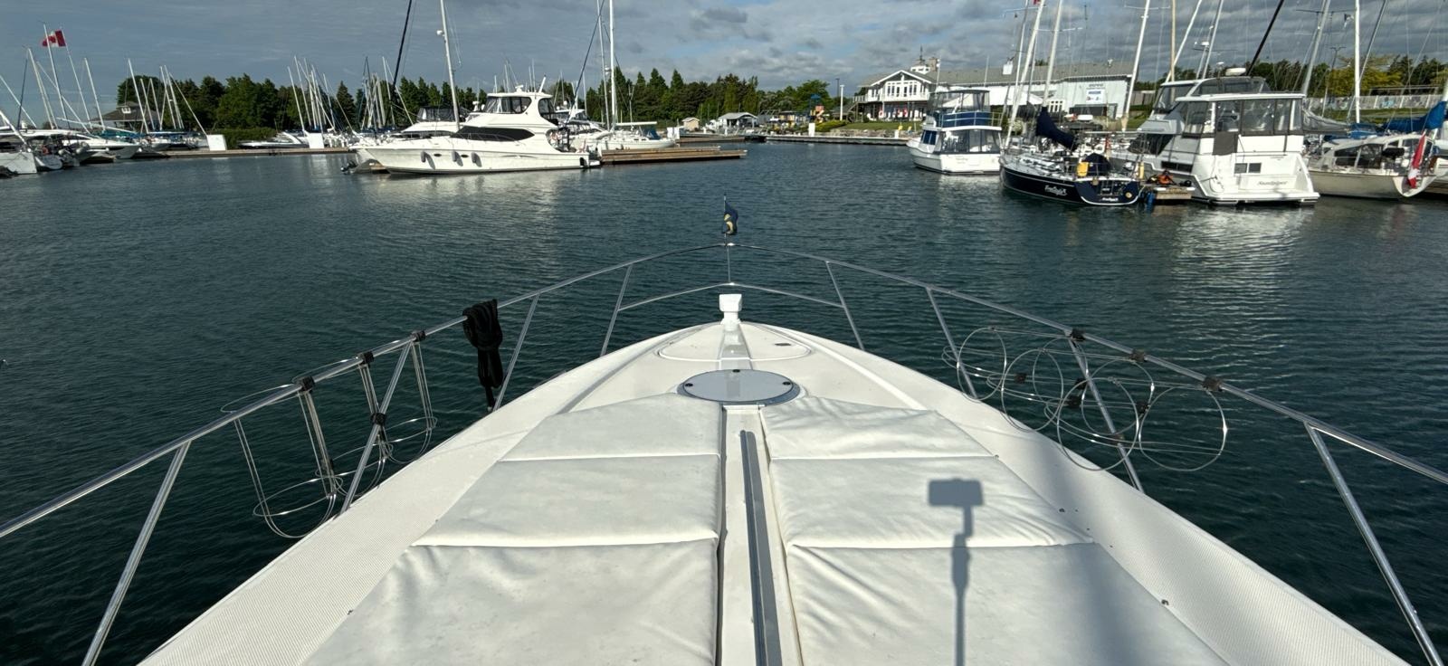 1998 Bayliner  4085 Avanti