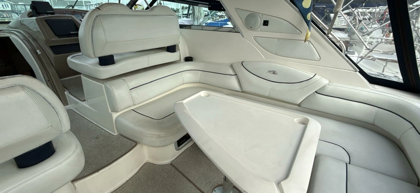 1998 Bayliner  4085 Avanti