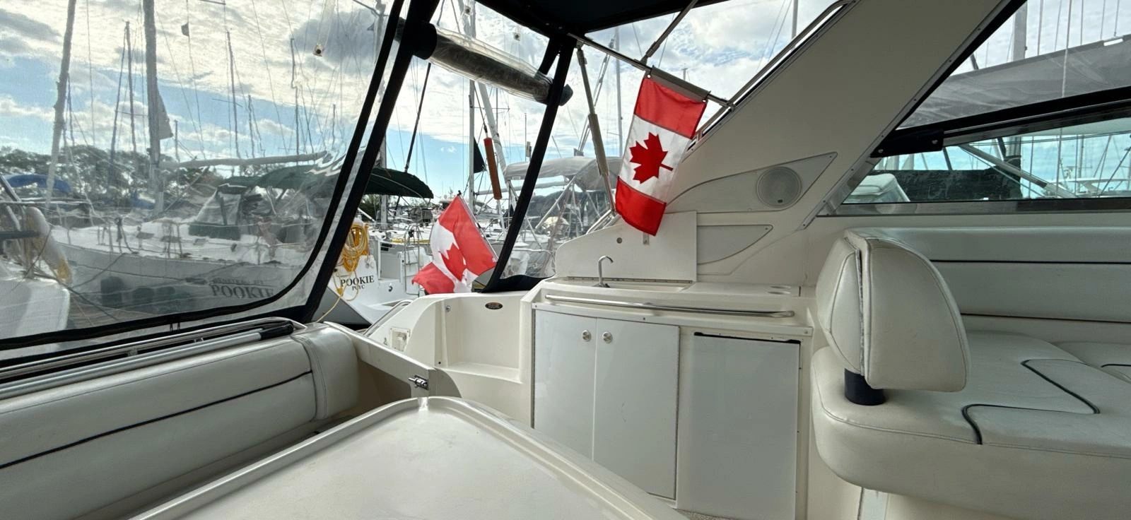 1998 Bayliner  4085 Avanti