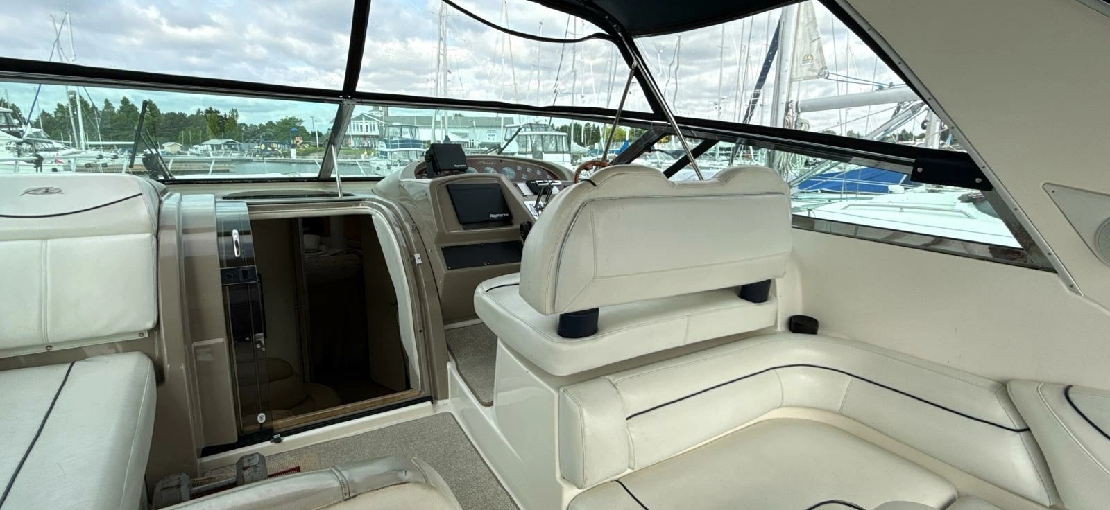 1998 Bayliner  4085 Avanti
