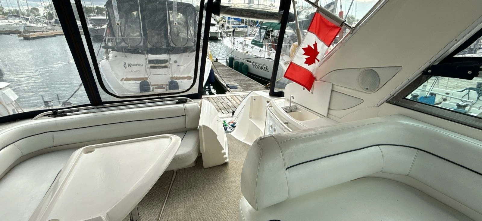 1998 Bayliner  4085 Avanti