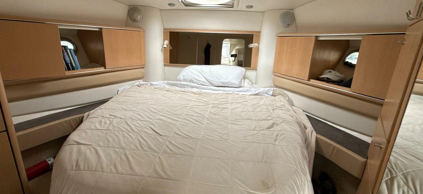 1998 Bayliner  4085 Avanti