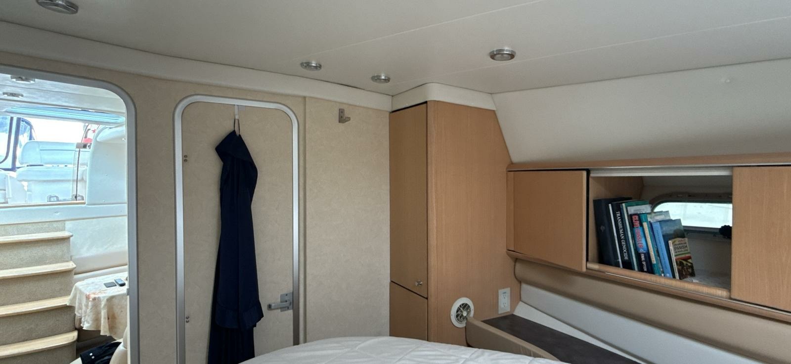 1998 Bayliner  4085 Avanti